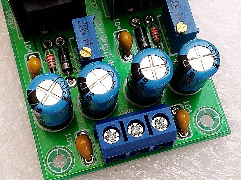 Audiophile LM317 LM337 scheda di alimentazione regolata regolabile DC positiva e negativa