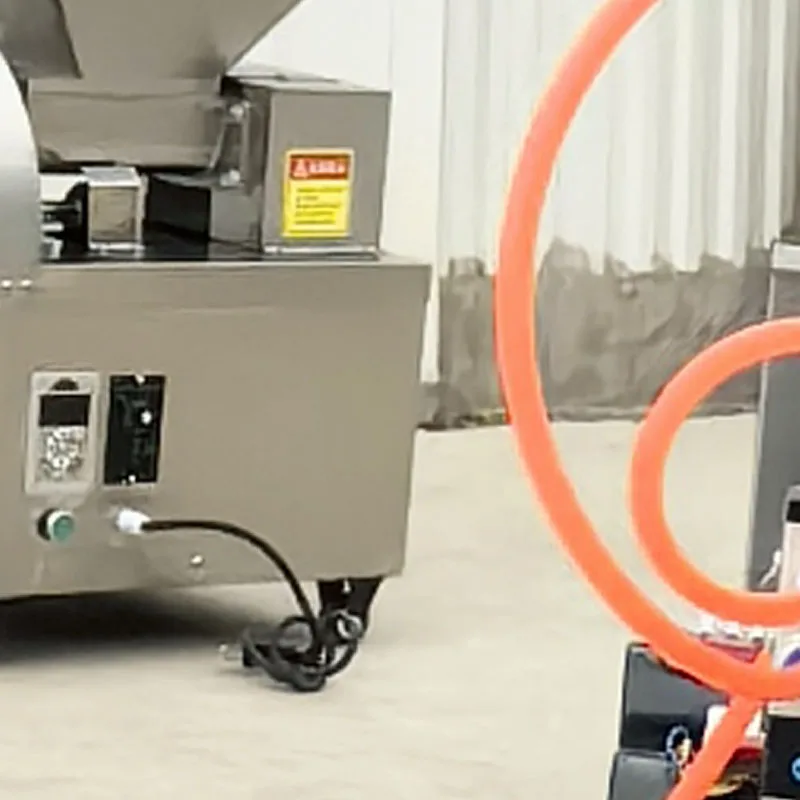 

Paste Filling Machine Stainless Steel Heating Mixing type Quantitative Filling Machine