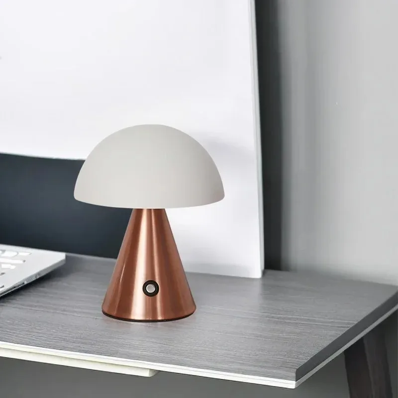 modern-and-minimalist-led-rechargeable-bar-desk-lights-restaurant-bar-atmosphere-lights-desktop-dining-tables-bar-night-lights