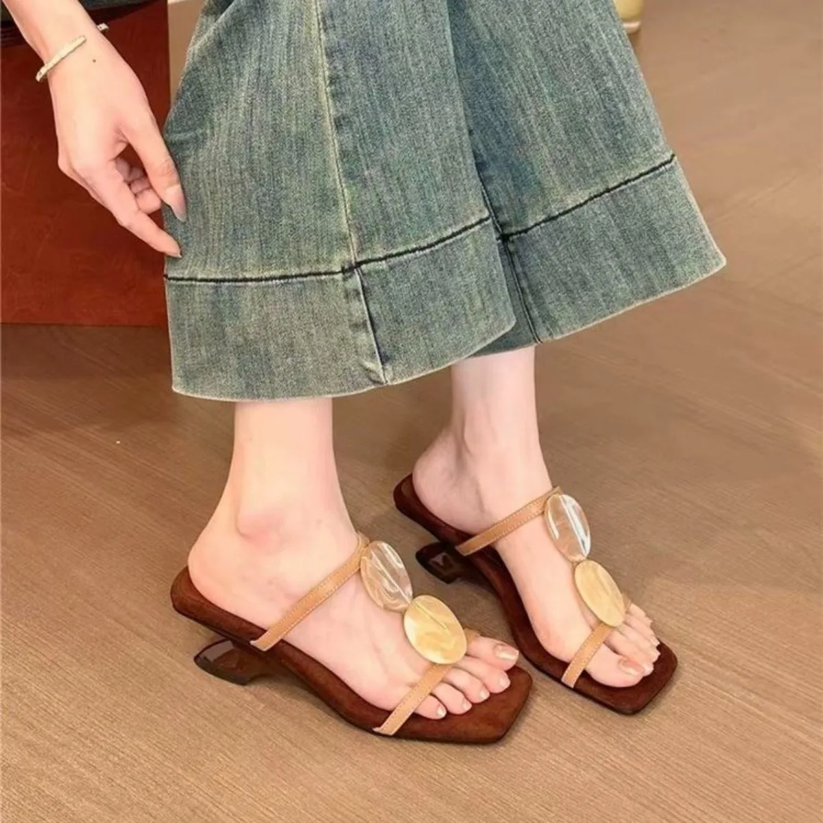 2026 New High Heel Sandals Version Roman Style Flat Bottom Women Sandals Outdoor Wear Open Toe Square Head Elegance Women Shoes