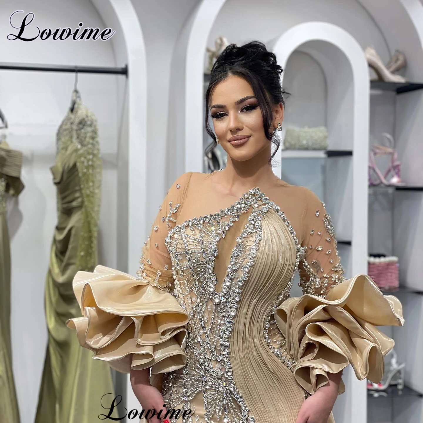 Zweiteilige Champagner-Abendkleider mit Umhang, langen Ärmeln, Kristallen, Promi-Kleider, Partykleider, Robes de Soirée, individuell gestaltet