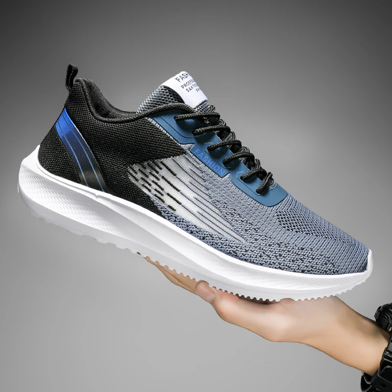 Nouvelles chaussures pour hommes de printemps et d'automne: chaussures de ville respirantes, course en plein air à semelles souples, mocassins légers pour hommes