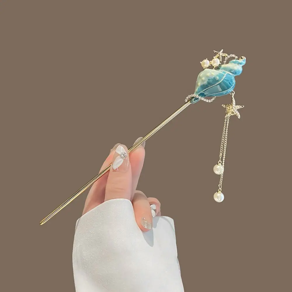 

Chinese Style Conch Pearl Hairpin with Tassel and Starfish Shell Elegant Women's Hanfu Bun Clip Handcrafted Bridal Headpiece