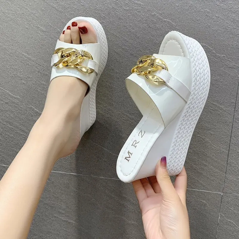 Chain High Heels Slippers Women\'s Platform Wedding Shoes Summer 2023 New Outdoor Casual Wedges Slides Ladies Beach Slippers