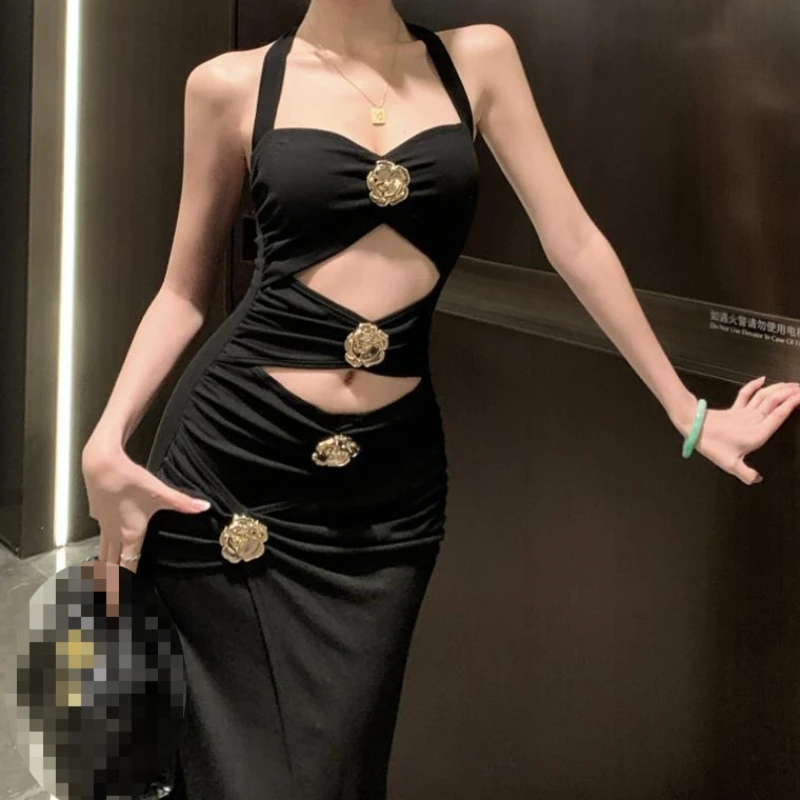 New Women’s Luxury Rose Button Halter Dress Black Cutout Bodycon Gown Elegant Figure-flattering Dress for Banquet Party Event