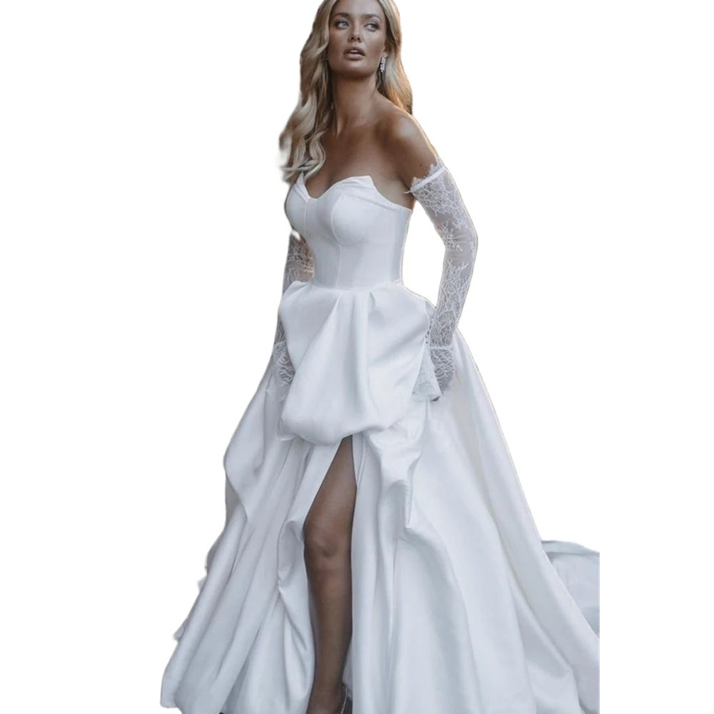 فستان بسيط من الساتان الأبيض على شكل حرف A مع جيوب وأكمام طويلة قابلة للفصل وفتحة جانبية فستان زفاف على الشاطئ للعروس لصيف 2025