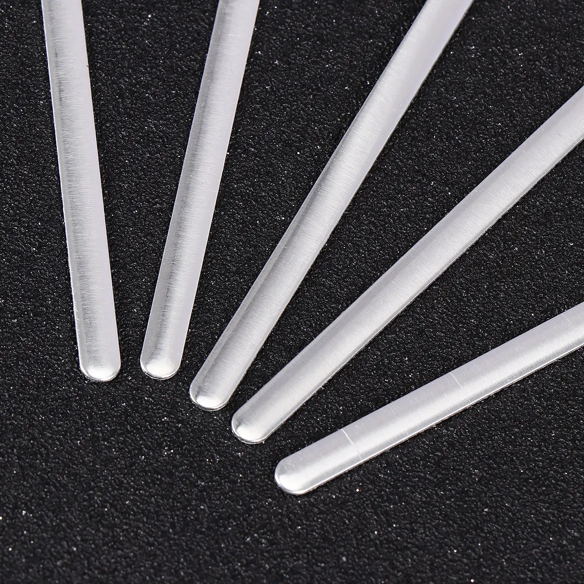 100Pcs Aluminum Nose Strips for Face Masks Bendable Sturdy Nose Bridge Support Cushioning Comfort Mask DIY Making Supplies