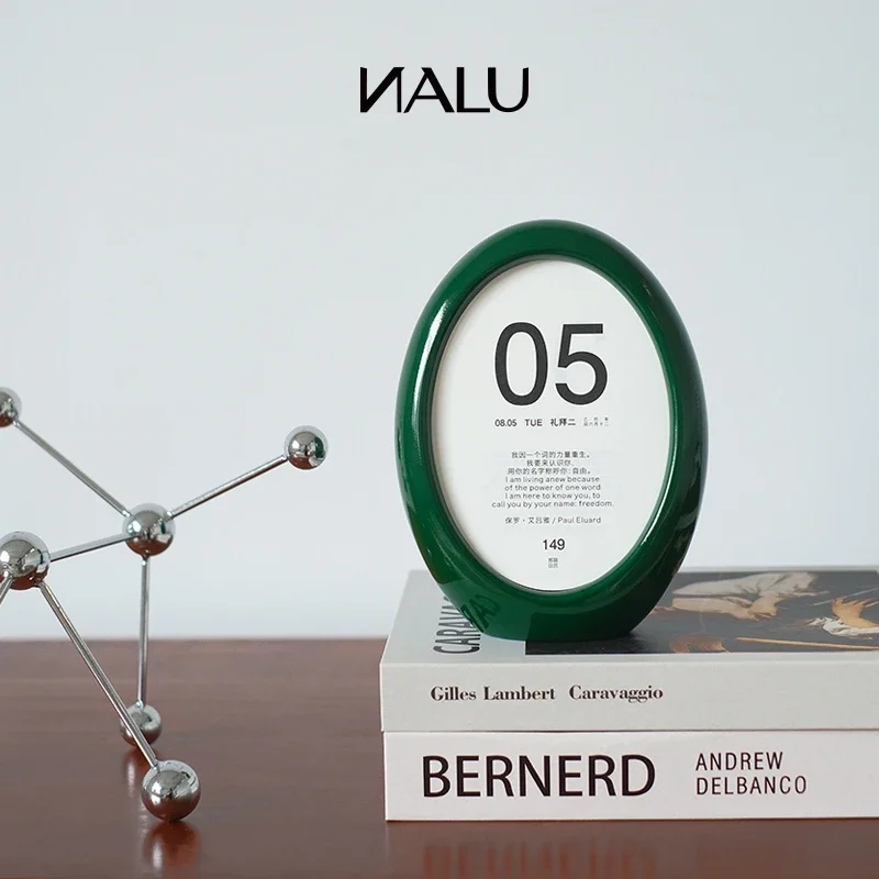 Żywica Kalendarz noworoczny 2025 Oryginalny uzdrawiający planer biurkowy 365-dniowe odliczanie Dwojęzyczny kreatywny ornament