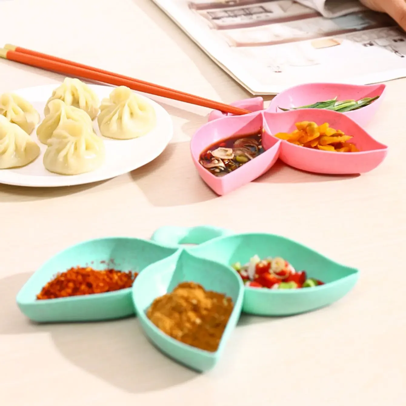 

1pc-Three-Compartment Dipping Sauce Dish, Multi-Purpose Condiment Server for Hot Pot, Flavor Plate for Restaurant and Home Use