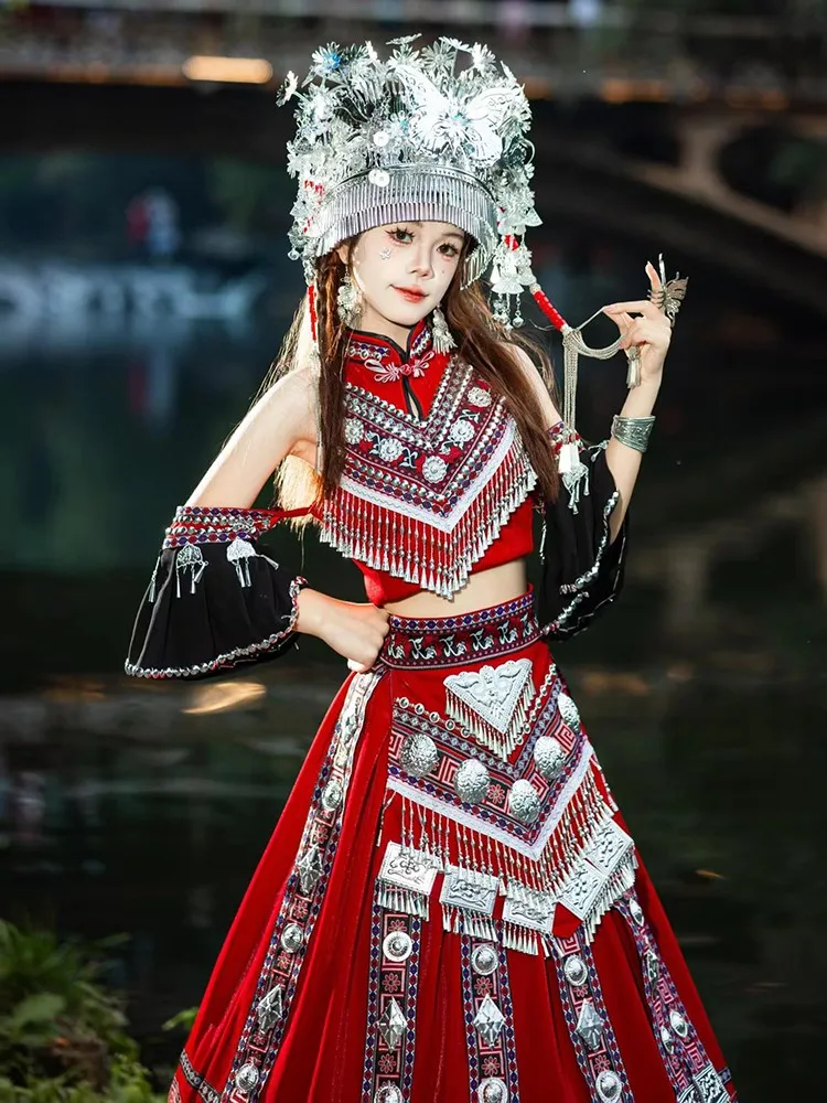 

Красное длинное платье без бретелек с воротником-стойкой для женщин в этнических костюмах, экзотический костюм для выступлений, стиль фотографии