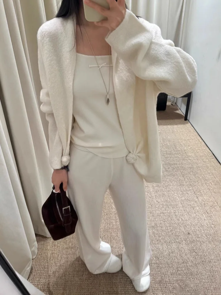 

Floral Three-Color Collar Twist Knit Cardigan Women's Loose Fit Mixed Yarn Open-Shirt Style Fashionable Autumn Outerwear