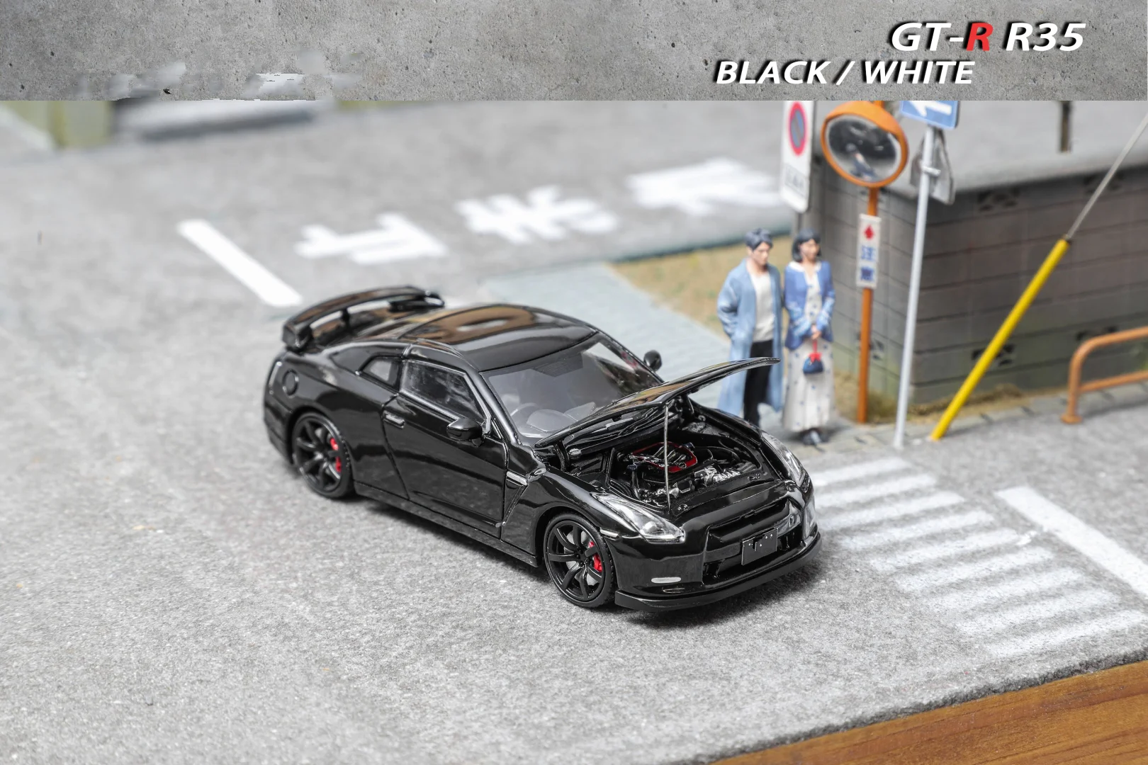 TEMPO MICRO 1:64 GTR R33/R35 Pintura Modelo de carro em liga Modelo de carro Coleção, exibição e presente