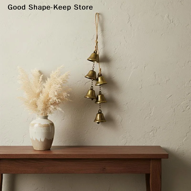 dailyVintage Brass Hanging Bells Country Style Rustic Retro Melodic Chime Wall Decor for Farmhouse Cottage Home Garden Use
