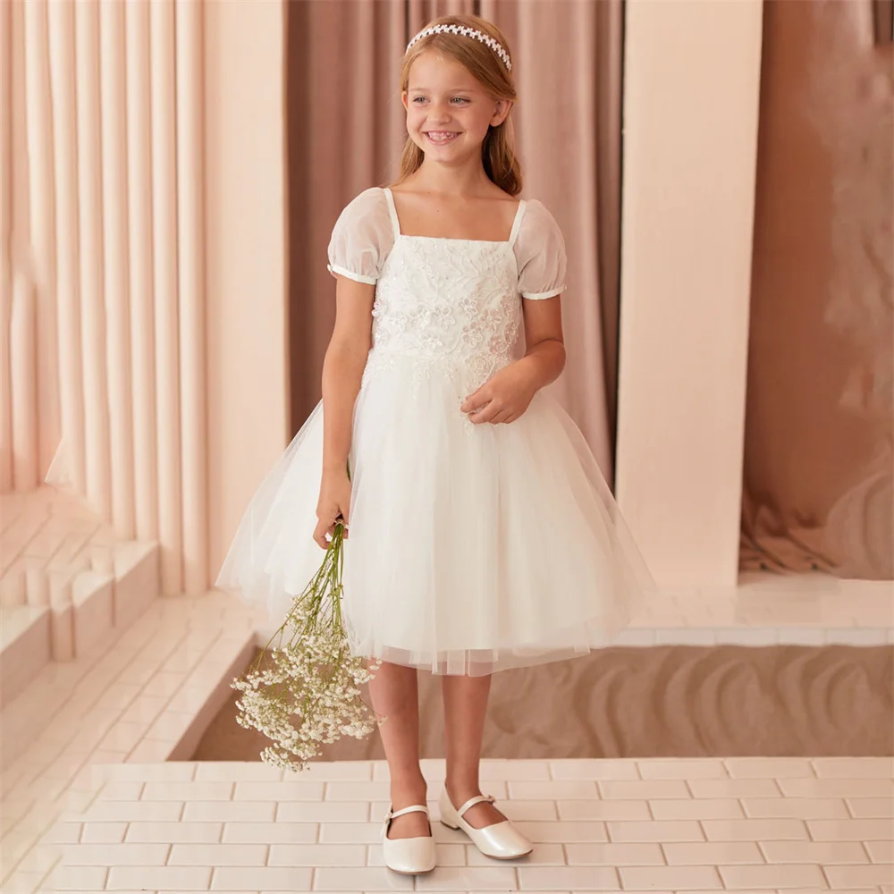 Lace Appliques Square Neck Short Puff Sleeve A Line Pleat Flower Girl Dress Tea Length Bow Elegant Communion Gown For Girl