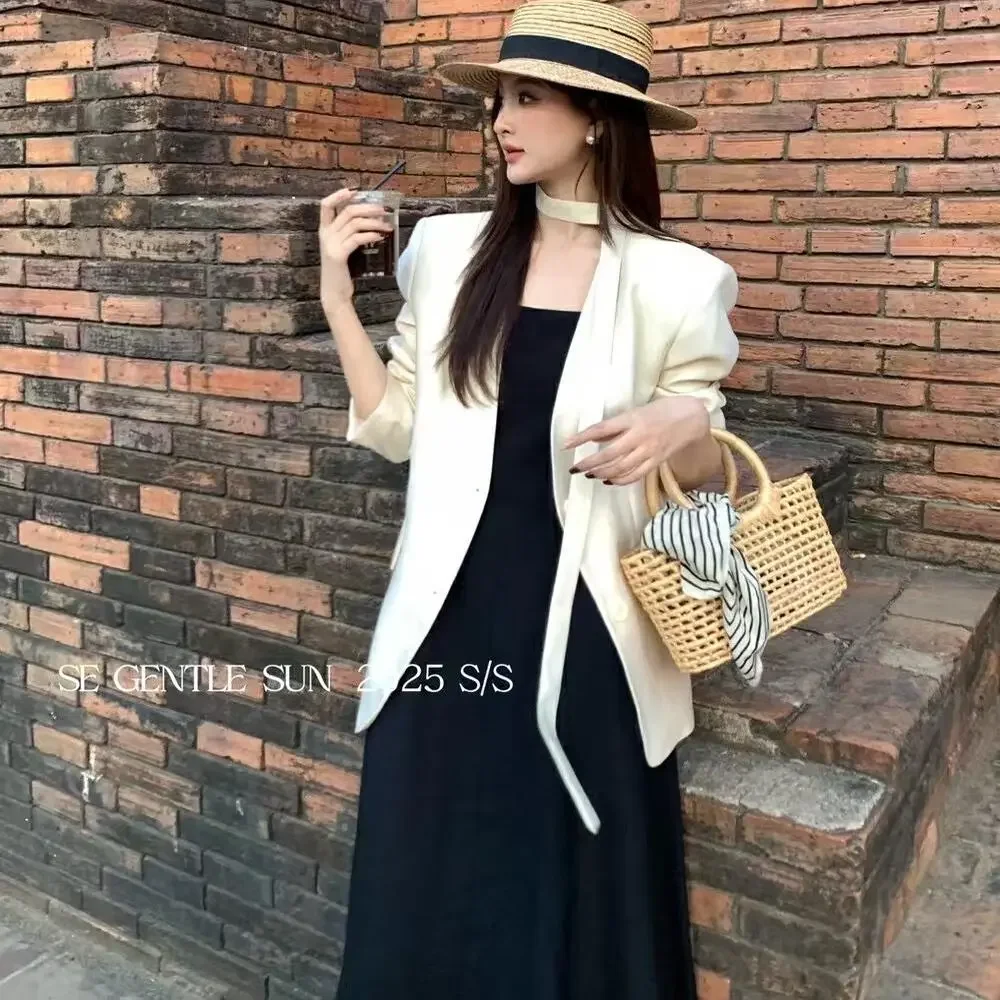 

Новый весенний легкий роскошный модный высококачественный костюм с v-образным вырезом и бретельками, женский свободный повседневный пиджак