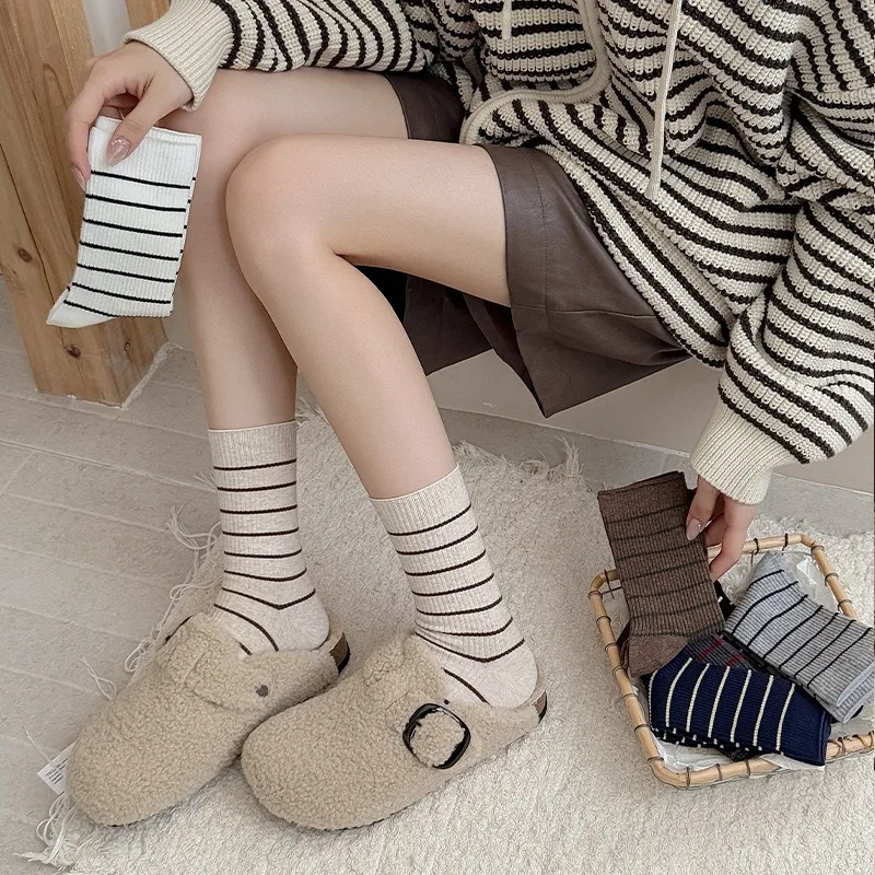 5 Pairs Women's Mid-Calf Socks Girl School Autumn Winter Stripes Brown Black Socks Woman Cotton Long Socks Set High Quality 2025
