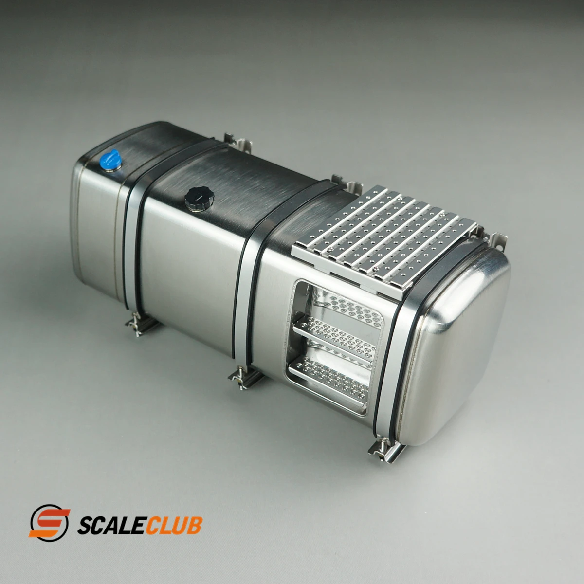 

Scaleclub Model 1：14 Tractor Metal Pedal Fuel Tank With Urea Tank Integrated For Tamiya Lesu For Scania Man Actros Volvo Parts