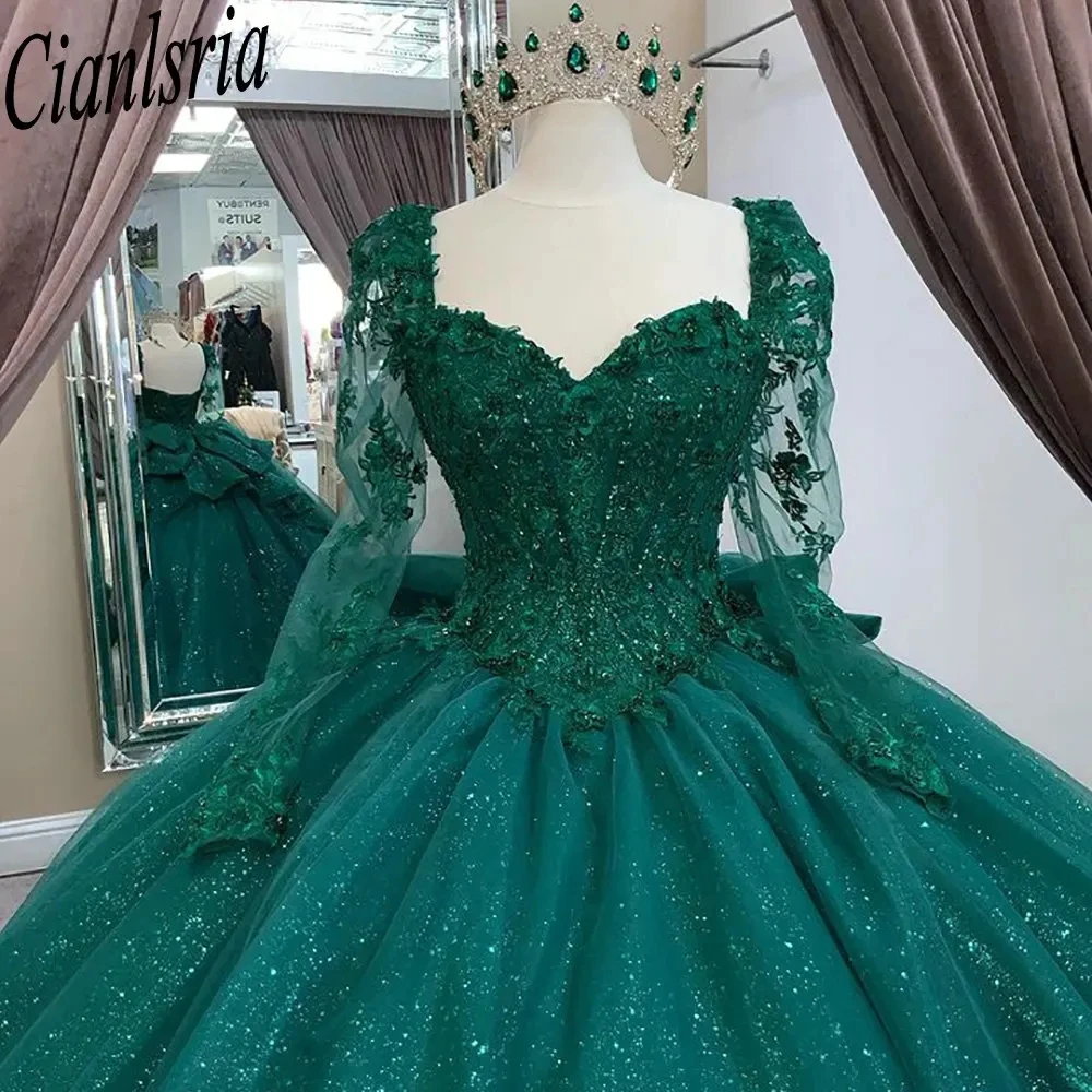 

Emerald Green Long Sleeve Ruffles Crystal Quinceanera Dresses Ball Gown Sweetheart Appliques Beading Sweet Vestidos De XV Años