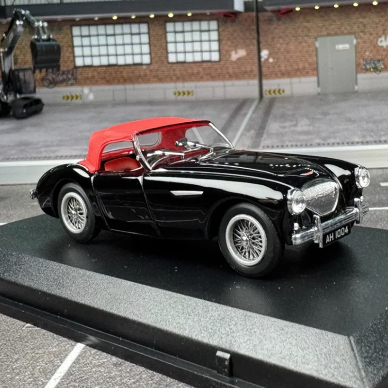 

OXFORD литой под давлением масштаб 1:43 100BN1 Roadster сплав ретро модель автомобиля готовый продукт имитация коллекции игрушек подарок статическая модель
