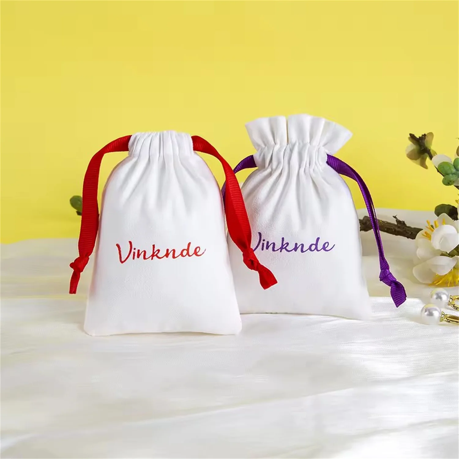 Personalization Logo Flannel Drawstring Pouch Bag Velvet Jewelry Packaging Dust Pouches Earrings Ring Lipstick Wedding Gift Bags