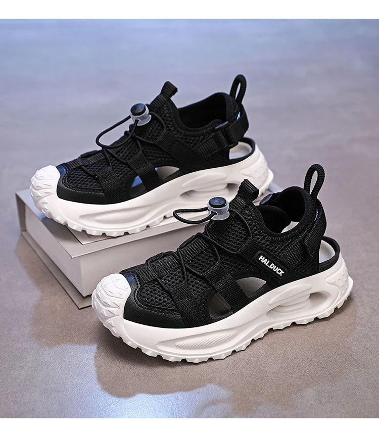 

Пара легких, мягких, удобных и повседневных сандалий, подходящих для детской летней носки на улице LR-D2508