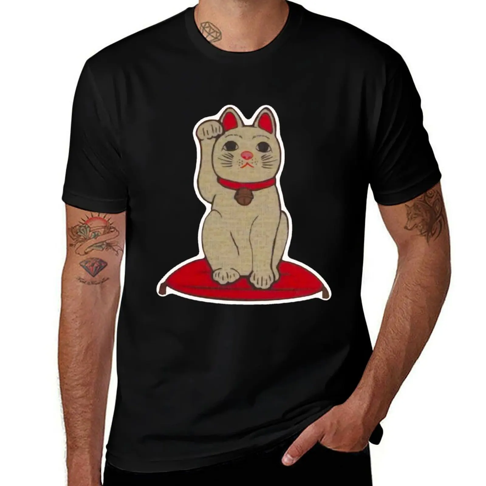 

Lucky Cat T-Shirt customizeds tops vintage t shirts mens t shirts top quality
