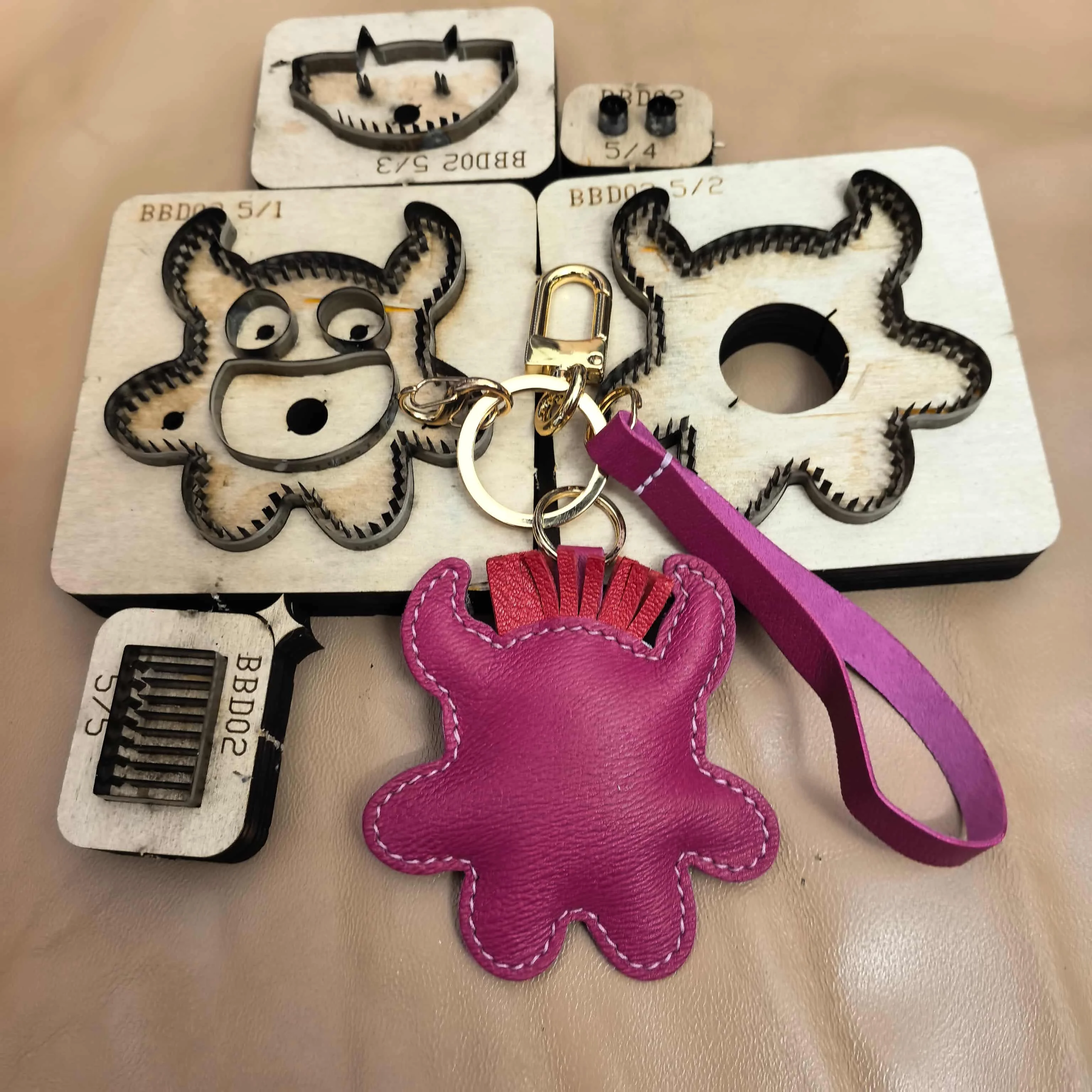 Cute Monster Bag Charm Cutting Mold, Custom Laser Wood Die for Leather Craft, Fit Most Manual Die Cut Machines
