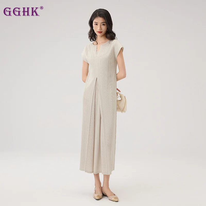 

Pleated Women Elegant Dress 2025 Summer New Arrival Solid Colour V-Neck Sleeveless Loose Fit Plus Size Stretch Casual Dress