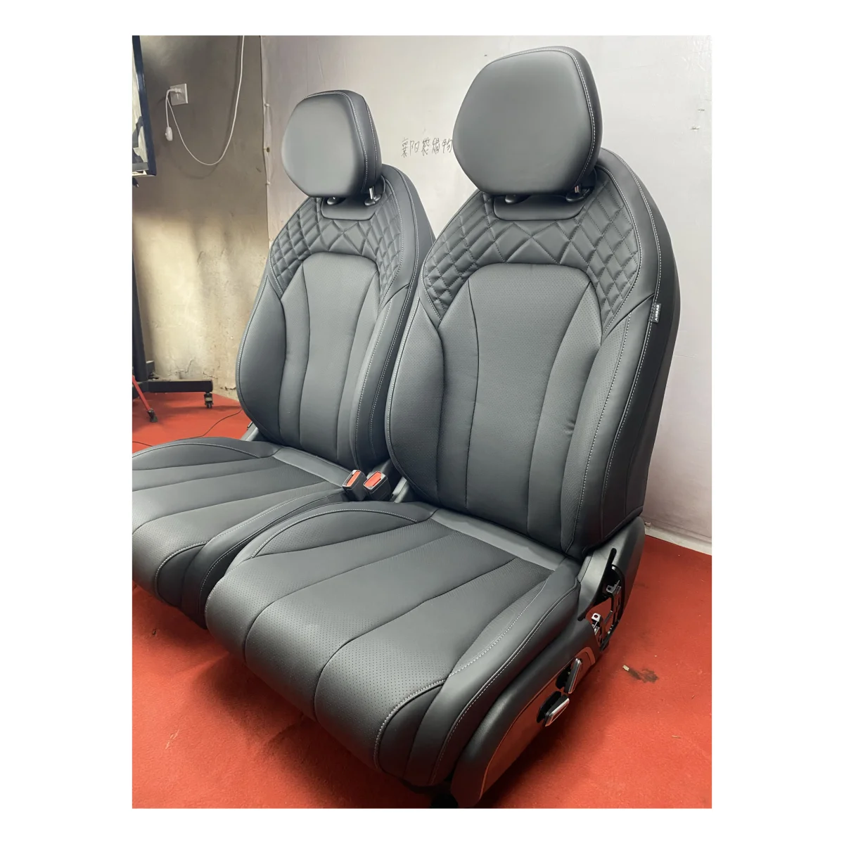 

Applicable toDOS High-quality luxury leather customized car seats (electric model with seat heating and ventilation)