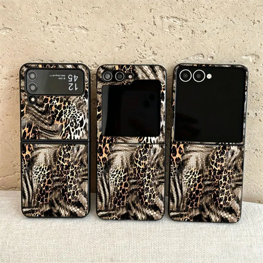 Case for Samsung Galaxy Flip5 Flip3 Z Flip 7 6 5 4 3 Flip4 Flip6 Flip7 FE Back Phone Cover Funda Leopard Snake Print