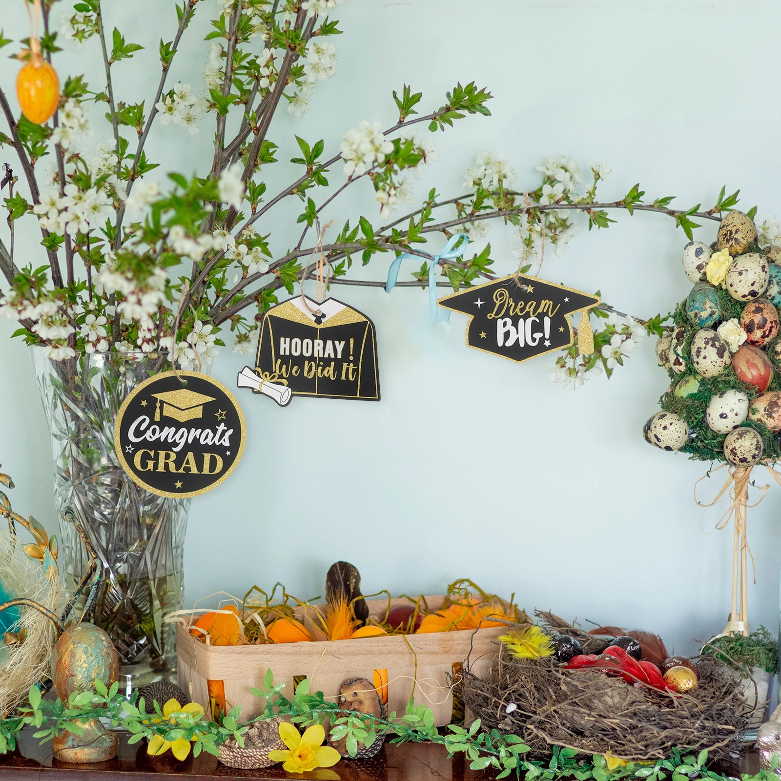 

24Pcs Graduation Paper Hanging Decorations Exquisite Grad Party Supplies 2024 College Graduation Ornament Party Decor