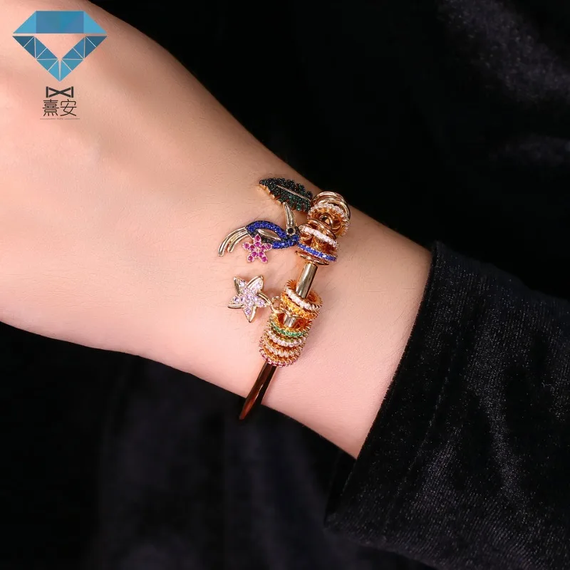 Fashionable Tropical Rainforest Bracelet Leaf Hawaiian Style Bracelet Fun Toucan Copper Plated  Gold Bracelet XIAN Gems