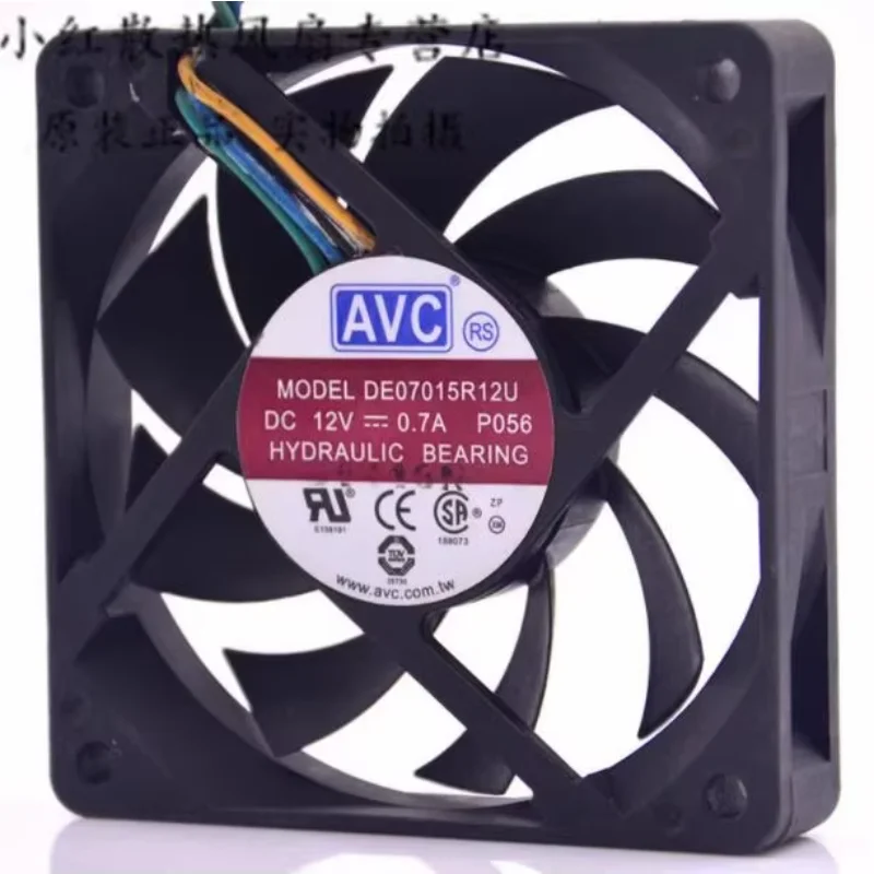 

AVC DE07015R12U P056 DC 12 В 0,7 А 70x70x15 мм 4-проводной охлаждающий вентилятор для сервера