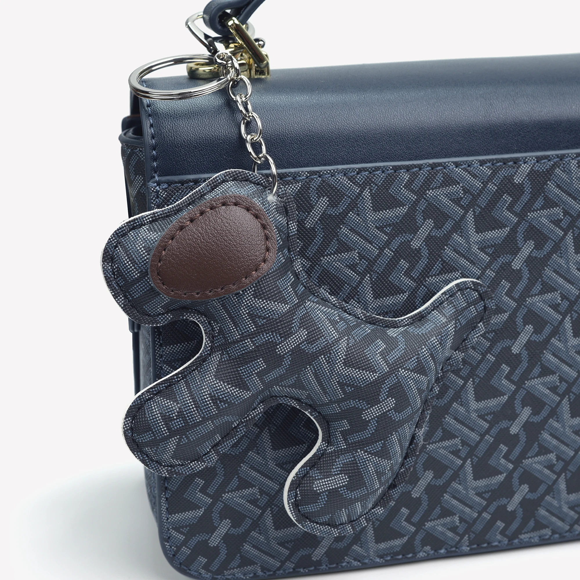 女性用ヴィンテージ花柄パッチワークレザーフラップハンドバッグ - Shoulder Bag Structured のレビューと価格