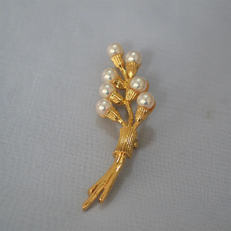 

WP-017 WKT Vintage Classic Wheat Peral Carved Flower Breastpin for Commuter Decoration Fashion Purity Exquiste Pearl Brooch