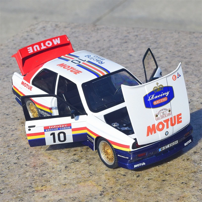 

1:24 M3 E30 спортивный автомобиль из сплава металла, литая под давлением модель автомобиля, коллекционирование, украшение для хобби, модный праздничный подарок для мальчика