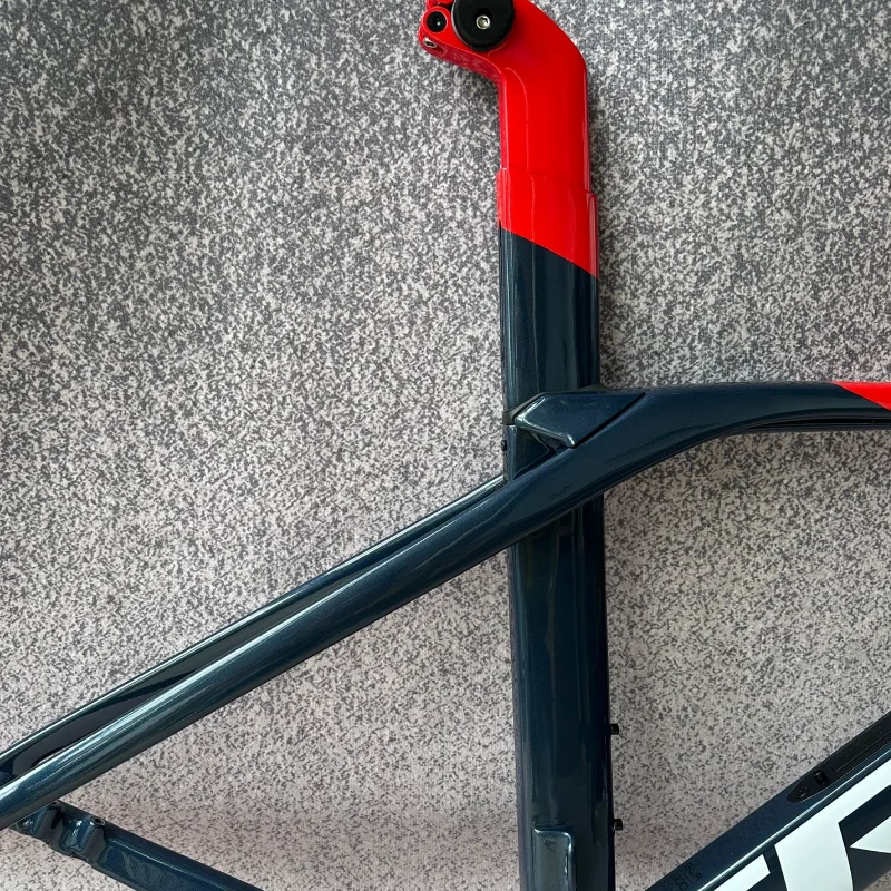 

2024 SLR Carbon Bike Frame Road Bike Frame Bicycle Frame Bike Frame Disc brake Fit Di2 Taiwan Made