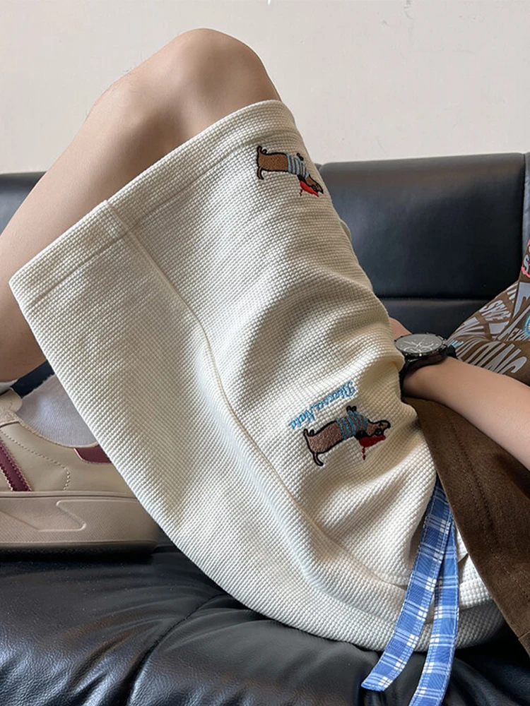 

Summer Casual Loose Fit Straight Leg Men's Spor ort Pants Embroidered Five-Minute Pants Breathable Lightweight Polyester