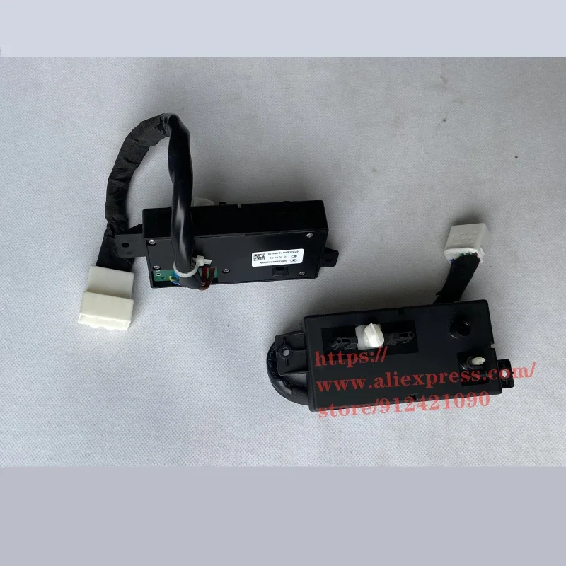 

Переключатель регулировки электрического сиденья со стороны привода для Hover H2 H4 H6 H8 H9 WEY VV5VV7 Wingle6 6803990 XKW09A