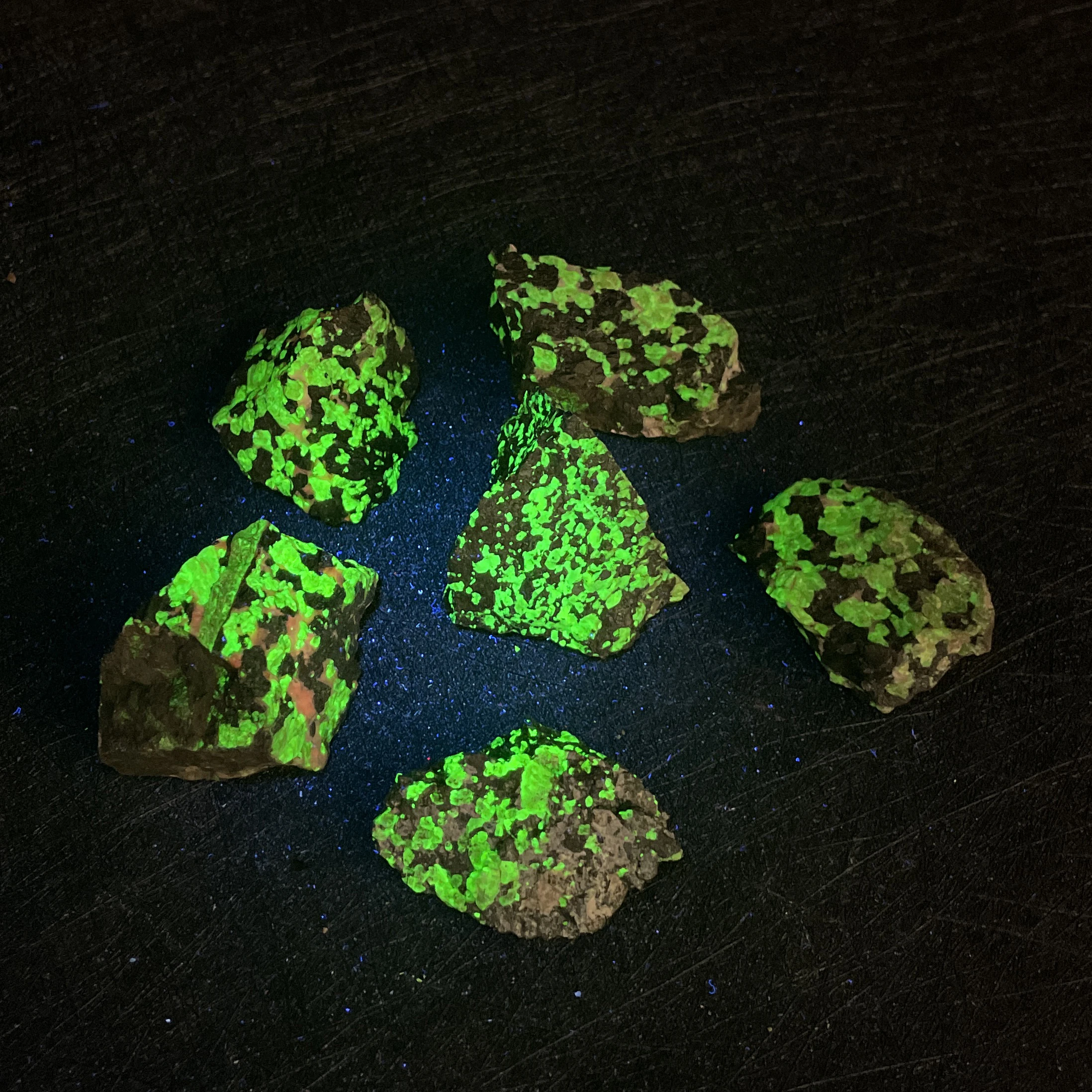 Pierre brute naturelle américaine (vert Fluorescent), roche de Willemite, spécimen minéral de guérison, décoration de maison