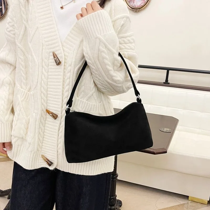 

Chic Ladies Crossbody Bag Premium Leather Handbag Luxury Brand For Women - Shoulder Messenger Tote Elegant