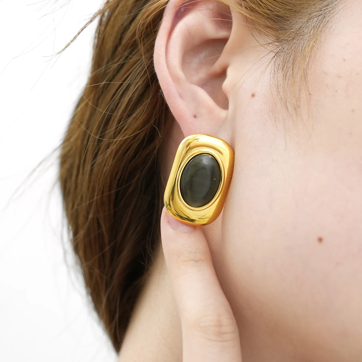 

Stainless Steel Vintage Eye Design Natural Stone Charm Stud Earrings for Women Gold Color Fashion Statement Jewelry