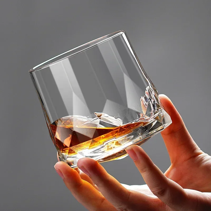 Creative Diamond Whiskey Glasses Tumbler Glass Cup Rotating Design Wine Glasses Whisky Shot Glass Bar Accessories