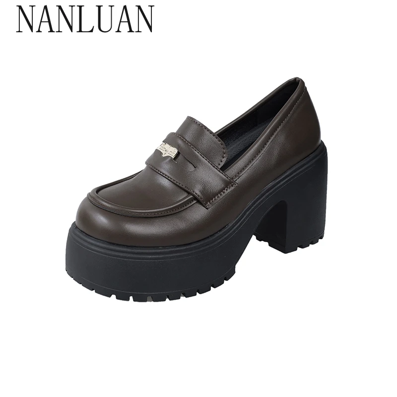 2024 boutique super salto alto mocassins feminino couro patente bombas de plataforma grossa mulher deslizamento em preto jk uniforme sapatos mary jane