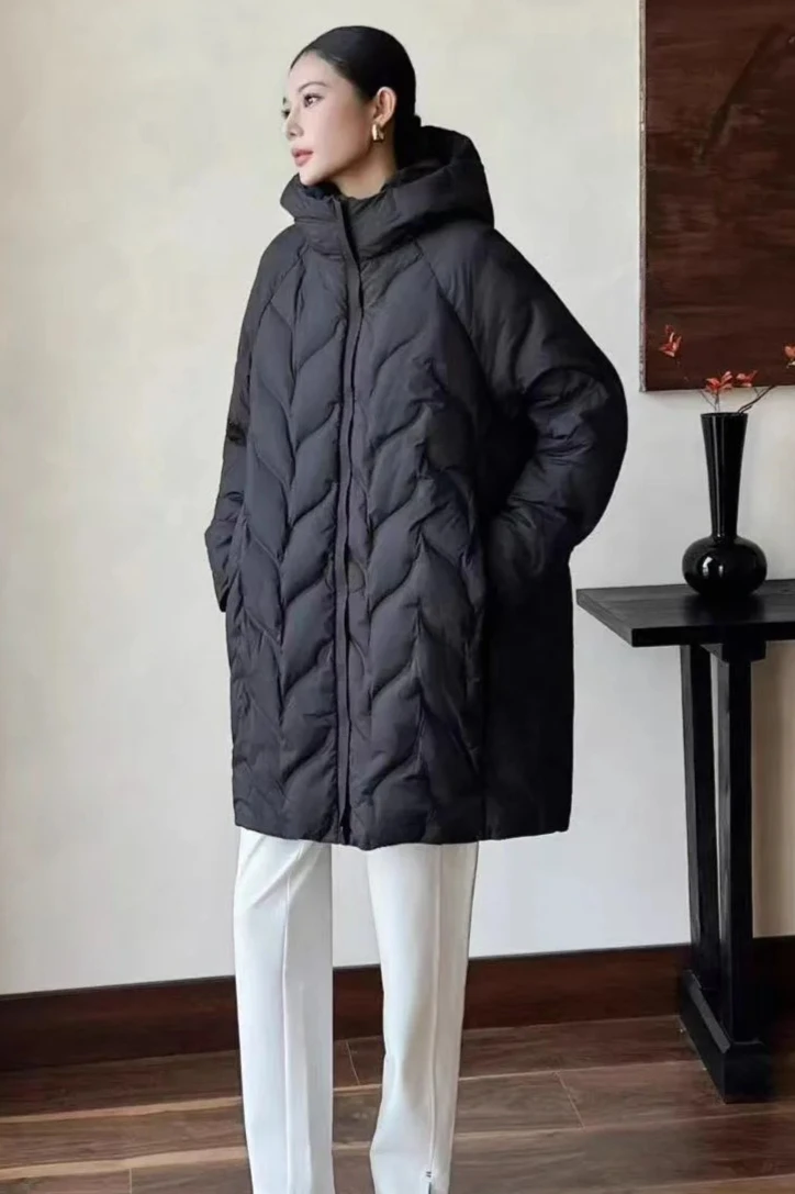 

Autumn and Winter European Women's Down Jacket Hooded Loose Commuting Down Jacket