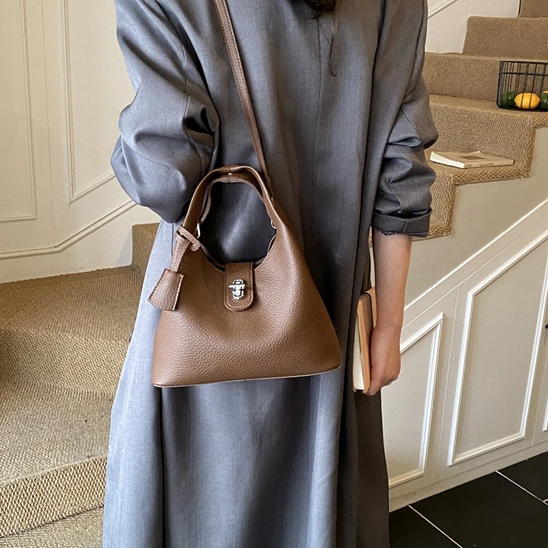 

Женская сумка-ведро в корейском стиле в стиле ретро, новинка 2026, повседневная повседневная сумка через плечо, нишевая пригородная сумка через плечо 5206MZ