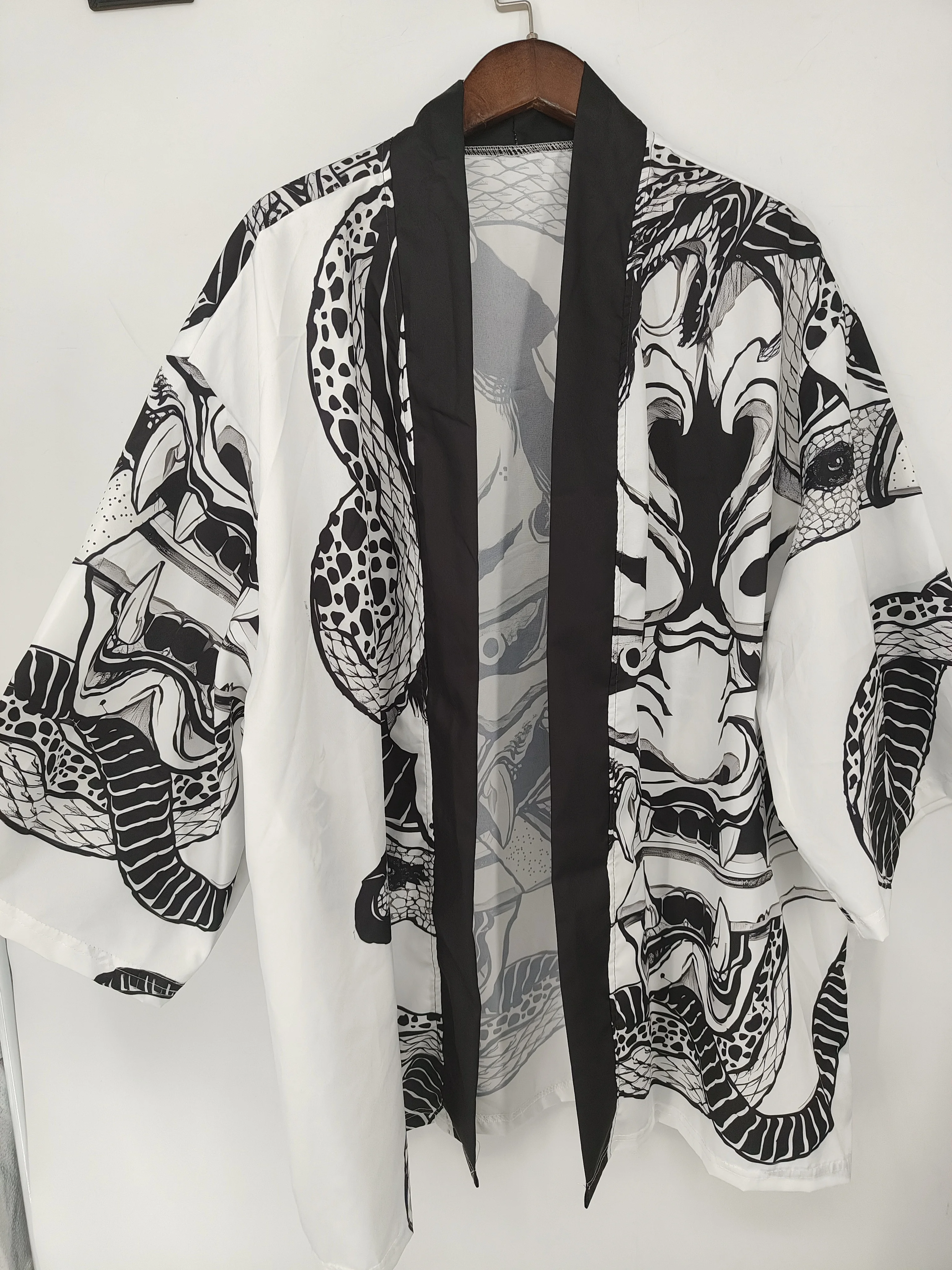 Sommer-Dämonen-Schlangenmuster-Cardigan für Herren, chinesisches Drachenmuster, japanischer Kimono, Übergröße, asiatisches traditionelles Kostüm, Cosplay-Mantel – Detail 5