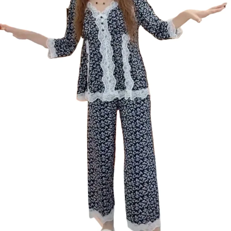 

Spring Fall New Light Luxury Foreign Style Fashion Chest Pad Lace Lace Age-reducing Floral Meat-covering and Thin Loungewear Set