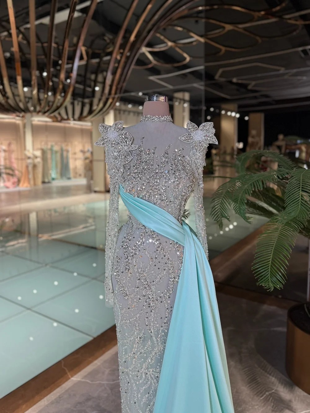 

Изысканное вечернее платье с кристаллами, классическое вечернее платье с длинными рукавами, очаровательное вечернее платье длиной до пола с 3D цветком и бисером по индивидуальному заказу