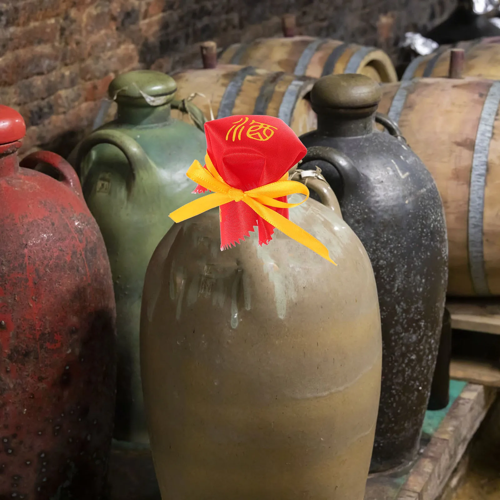 

30Pcs Wine Jar Cloth Cover Fine Workmanship Fabric Lid for Sealing Alcohol Containers Retro Style Sealer Wine Jar Cloth Cover